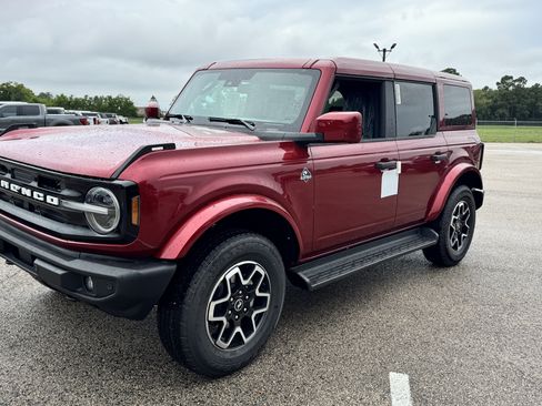 New 2026 Ford Bronco Outer Banks AWD/4WD image 6
