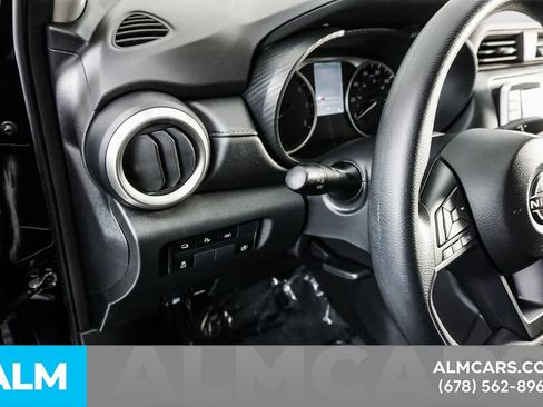 Used 2025 Nissan Versa S w/ Trunk Package image 32