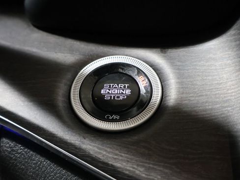 Certified 2024 Jeep Grand Cherokee Overland image 29