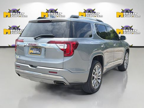 Used 2023 GMC Acadia Denali w/ Denali Technology Package FWD image 5