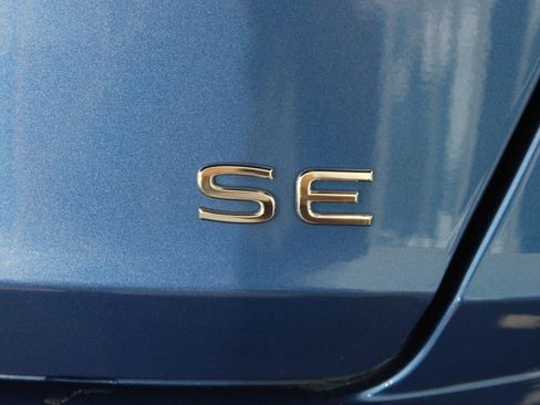 Used 2022 Volkswagen Jetta SE image 19