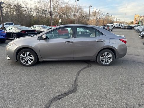 Used 2014 Toyota Corolla LE image 7