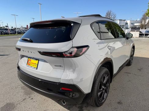 New 2026 MAZDA CX-5 2.5 S w/ Premium Package AWD/4WD image 6