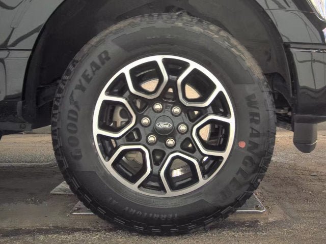Used 2023 Ford F150 XLT w/ Equipment Group 302A High AWD/4WD image 16