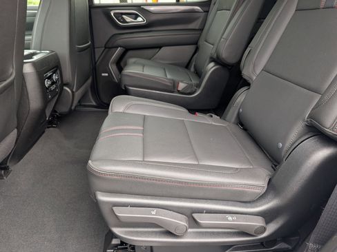 Used 2024 Chevrolet Tahoe RST w/ Luxury Package AWD/4WD image 15