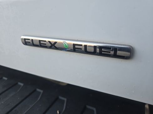 Used 2015 Ford F150 XLT image 21