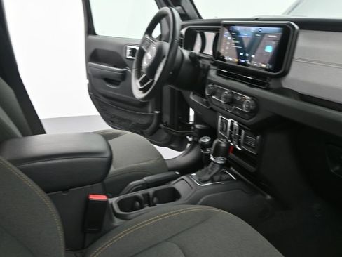 Used 2024 Jeep Wrangler Unlimited Sport AWD/4WD image 13