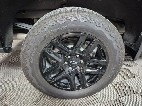 Certified 2025 Chevrolet Silverado 1500 LT Trail Boss w/ Convenience Package II image 12