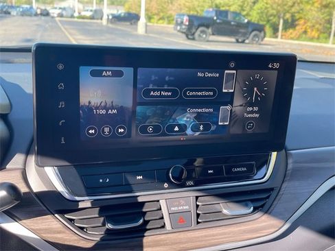 Used 2025 Nissan Altima 2.5 SV w/ SV Special Edition Package image 13