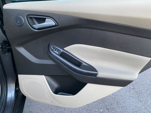 Used 2016 Ford Focus Electric Hatchback image 42