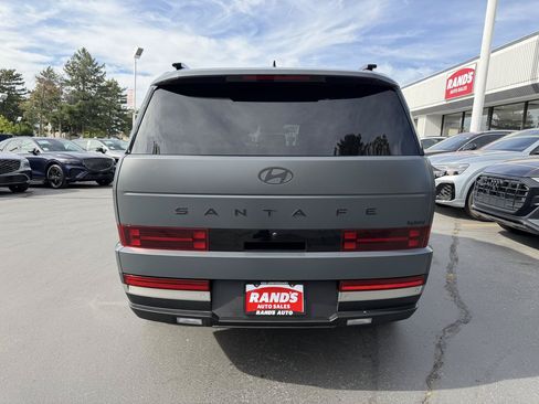 Used 2025 Hyundai Santa Fe Limited FWD image 6