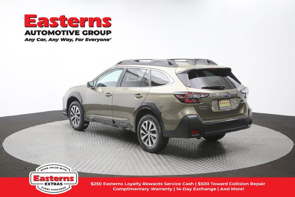 Used 2024 Subaru Outback Premium AWD/4WD image 59