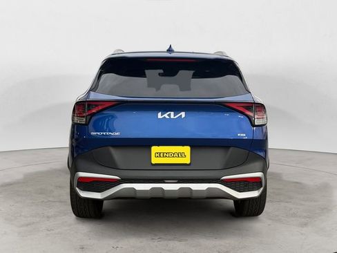 Used 2023 Kia Sportage EX AWD/4WD image 4