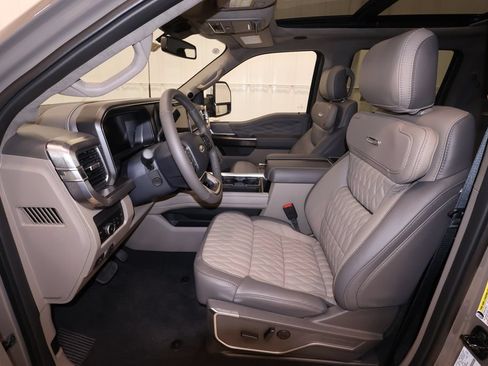 New 2026 Ford F250 Platinum w/ Platinum Plus Package AWD/4WD image 12