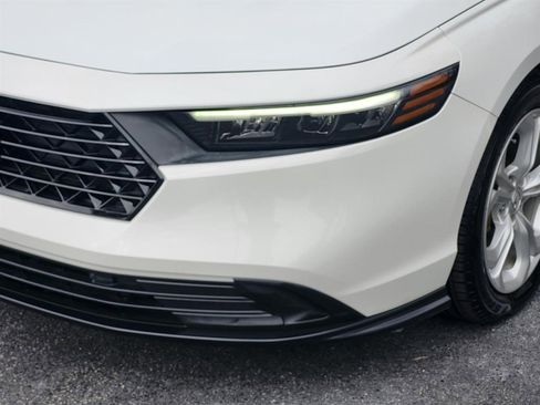 Certified 2023 Honda Accord LX image 7