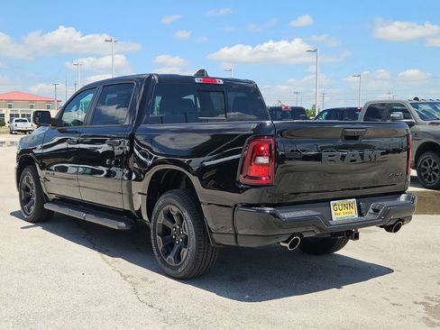 New 2026 RAM 1500 Express AWD/4WD image 5