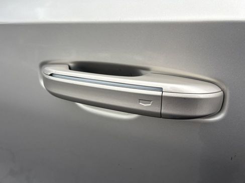 Used 2024 Cadillac Escalade Sport Platinum w/ LPO, ONYX Package image 15