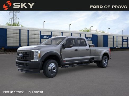 New 2026 Ford F450 4x4 Crew Cab Super Duty image 1
