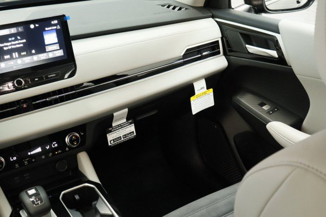 New 2026 Mitsubishi Outlander SE FWD image 21