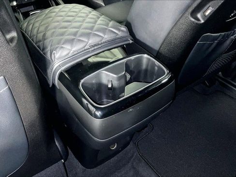 Used 2022 Kia Telluride LX image 33