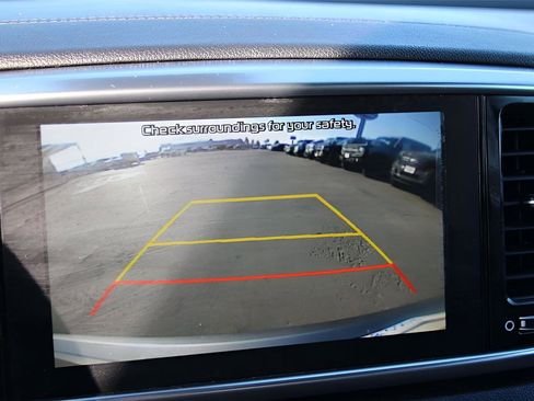 Used 2020 Kia Sportage SX image 17