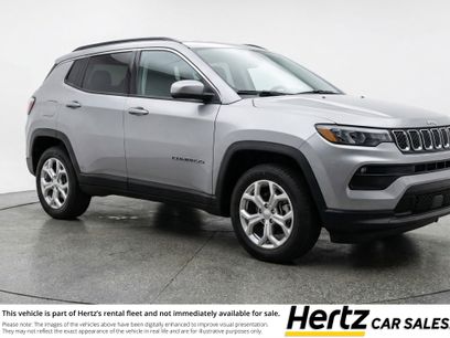 Used 2025 Jeep Compass Latitude