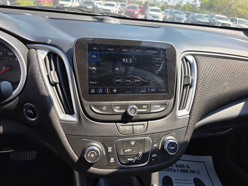 Used 2023 Chevrolet Malibu LS FWD image 9