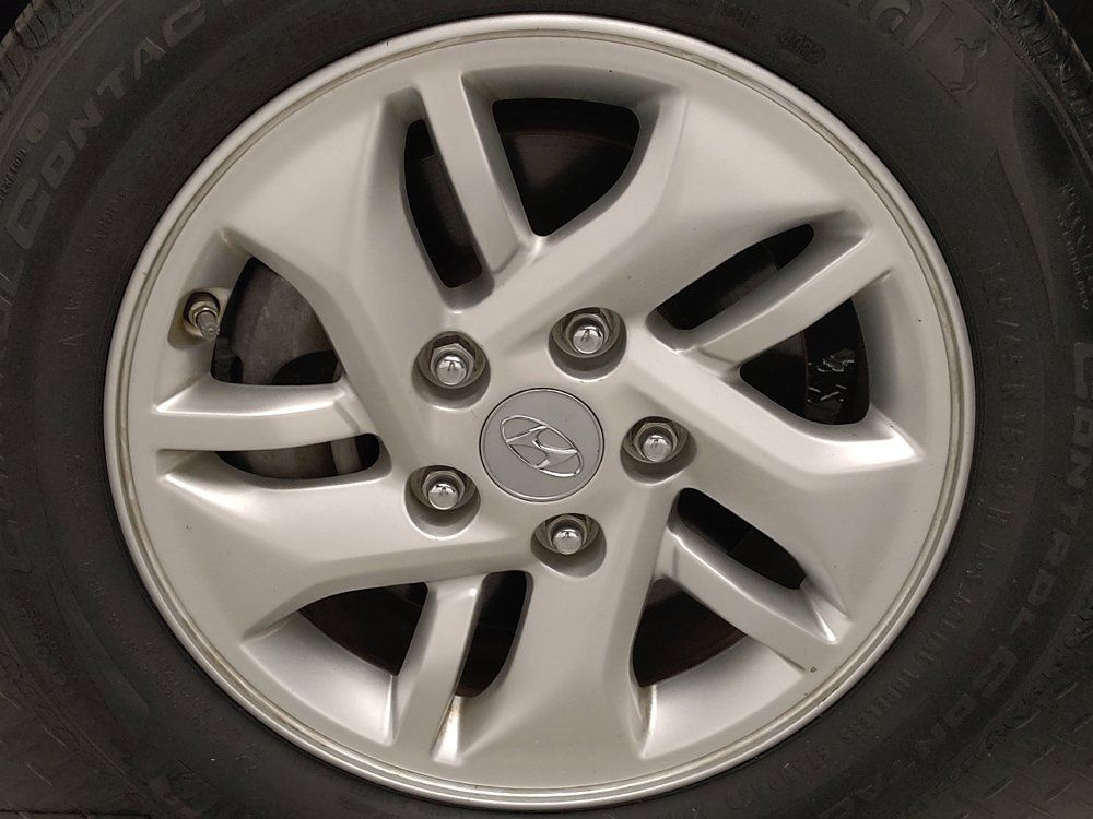 Used 2020 Hyundai Venue SEL FWD image 31