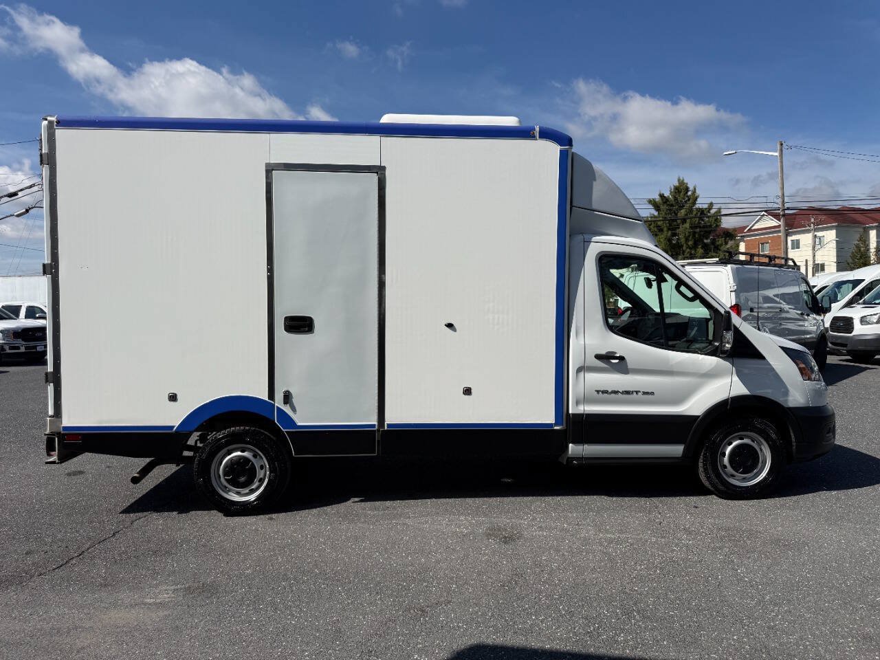 Used 2022 Ford Transit 350 w/ Upfitter Package RWD image 38