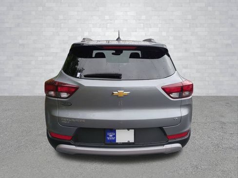 Used 2025 Chevrolet TrailBlazer LT AWD/4WD image 6