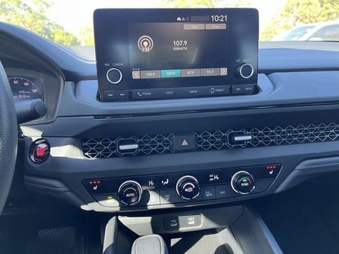 Used 2023 Honda Accord EX image 7