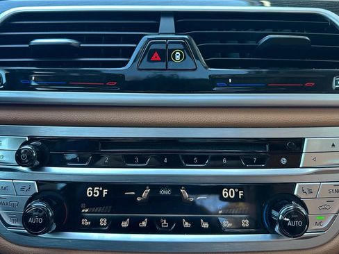 Used 2019 BMW 750i xDrive w/ Executive Package image 20