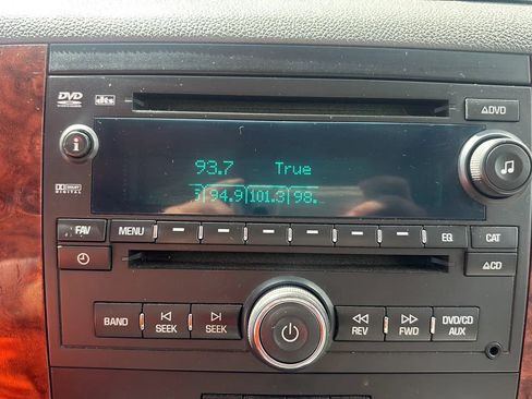 Used 2007 Chevrolet Avalanche LTZ w/ LTZ Preferred Equipment Group AWD/4WD image 25