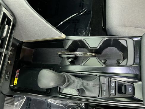 Used 2025 Toyota Camry LE FWD image 17