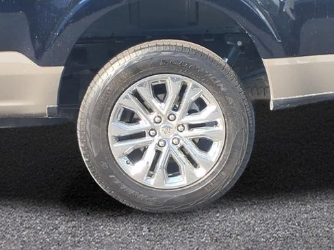 Used 2025 Ford F150 King Ranch AWD/4WD image 3