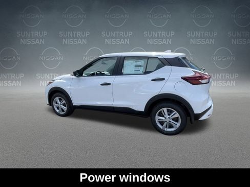Used 2025 Nissan Kicks Play S FWD image 7