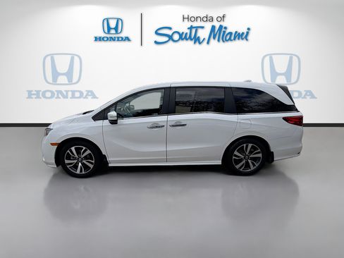 Used 2024 Honda Odyssey Touring image 4