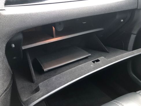 Used 2018 Chrysler 300 S w/ S Model Appearance Package image 31