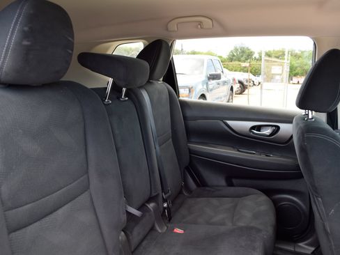 Used 2016 Nissan Rogue SV w/ SV Premium Package FWD image 21