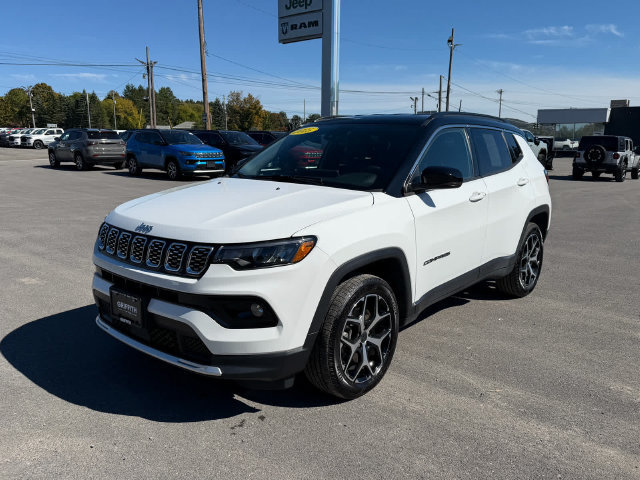 Used 2025 Jeep Compass Limited AWD/4WD image 1