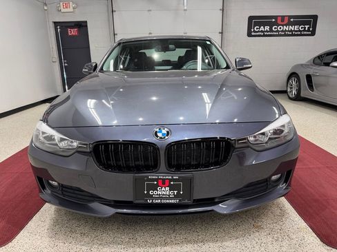 Used 2013 BMW 320i xDrive Sedan AWD/4WD image 6