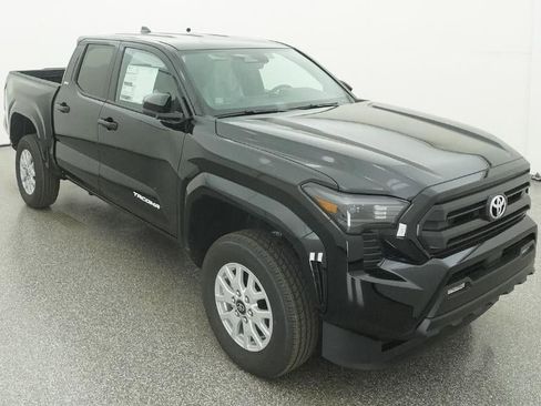 New 2026 Toyota Tacoma SR5 image 13