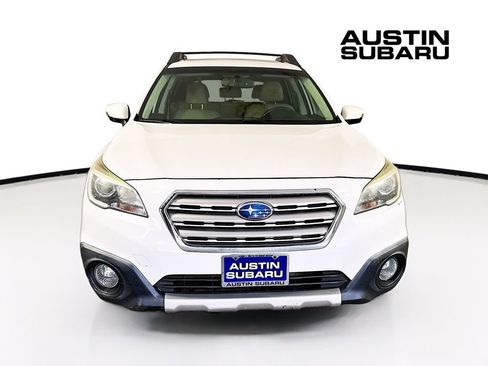 Used 2017 Subaru Outback 3.6R Limited AWD/4WD image 2