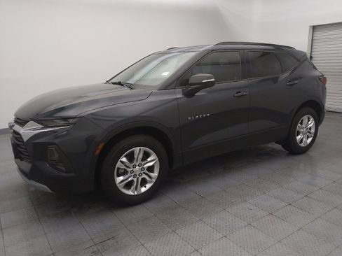 Used 2019 Chevrolet Blazer LT image 2
