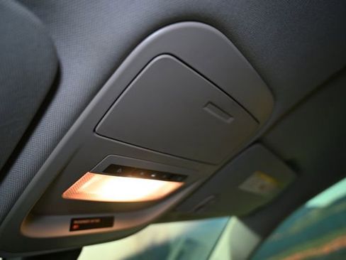 Used 2016 Chevrolet Colorado LT w/ LT Convenience Package image 45