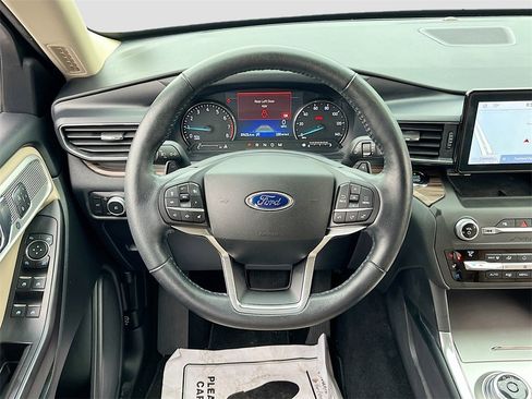 Used 2020 Ford Explorer Limited image 22