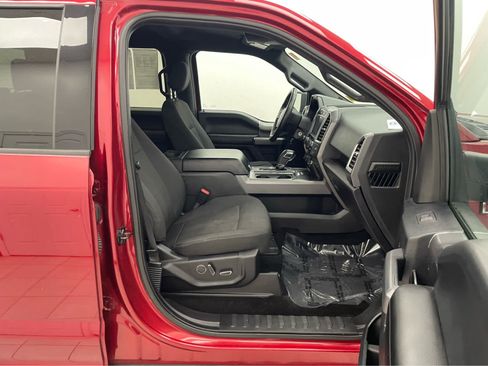 Used 2015 Ford F150 XLT w/ Equipment Group 302A Luxury AWD/4WD image 13