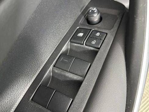 Used 2024 Toyota Corolla SE FWD image 24