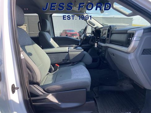 Used 2023 Ford F350 XLT w/ Camper Package image 20