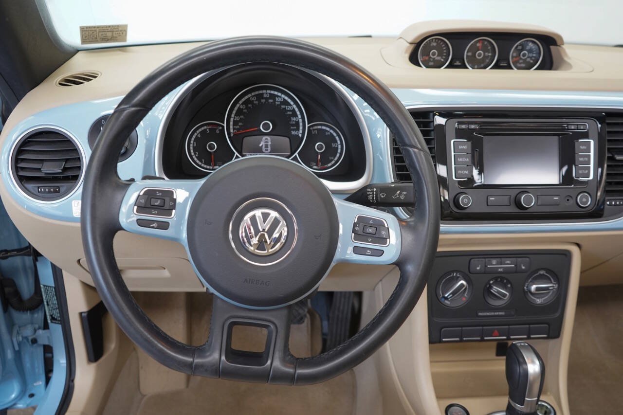 Used 2015 Volkswagen Beetle TDI FWD image 62